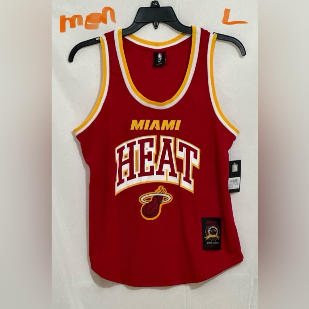 MENS RED & YELLOW MIAMI HEAT BASKETBALL 🏀 TANK TOP